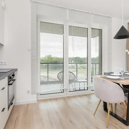 Modern Near Polsat Arena By Renters Apartamento Gdańsk