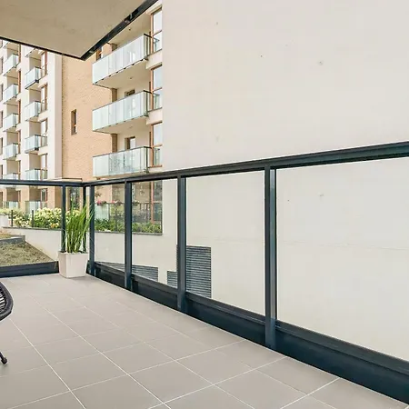 Modern Near Polsat Arena By Renters *